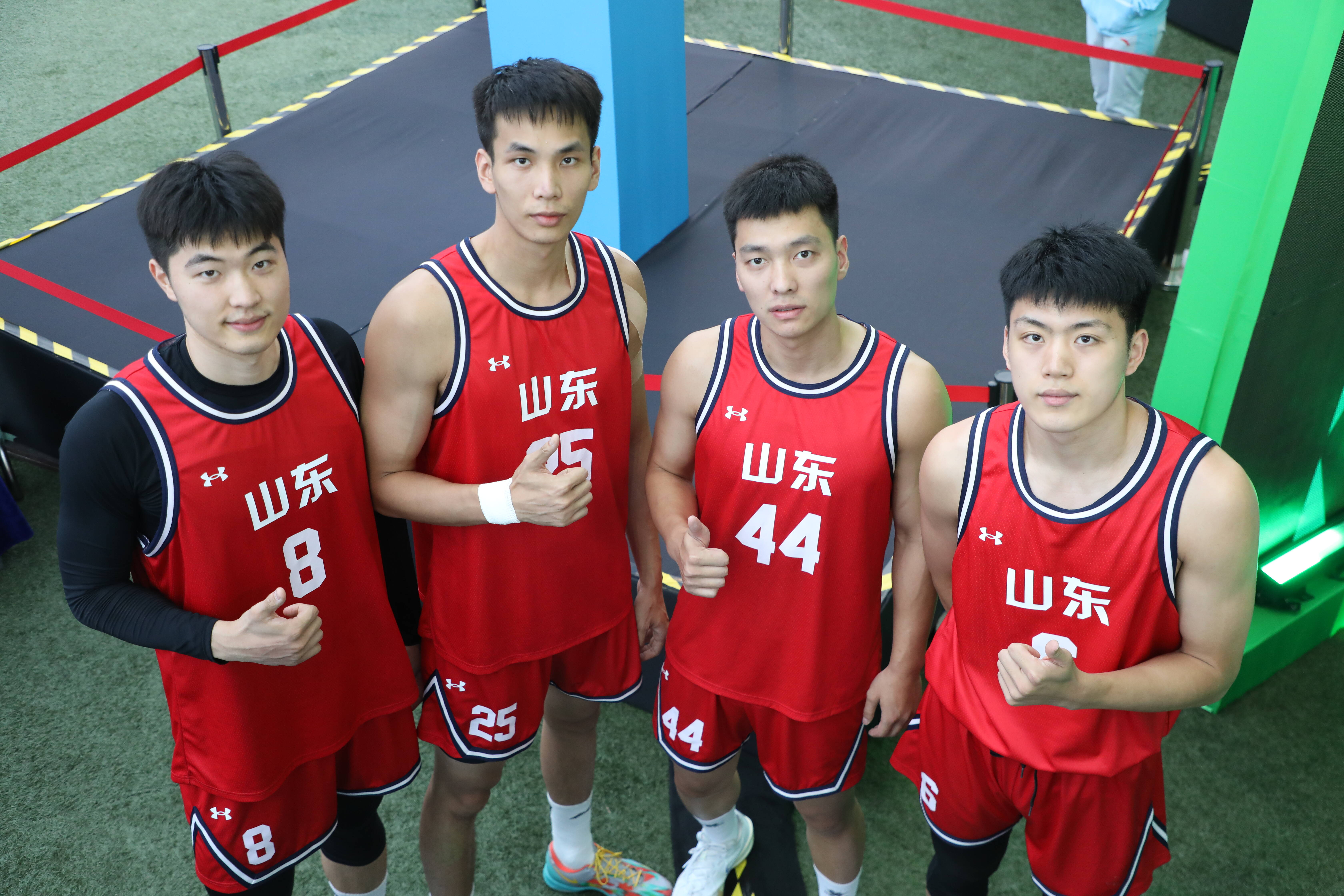 十五運三人男籃山東隊斬獲銀牌，創山東全運會三人男籃最好成績