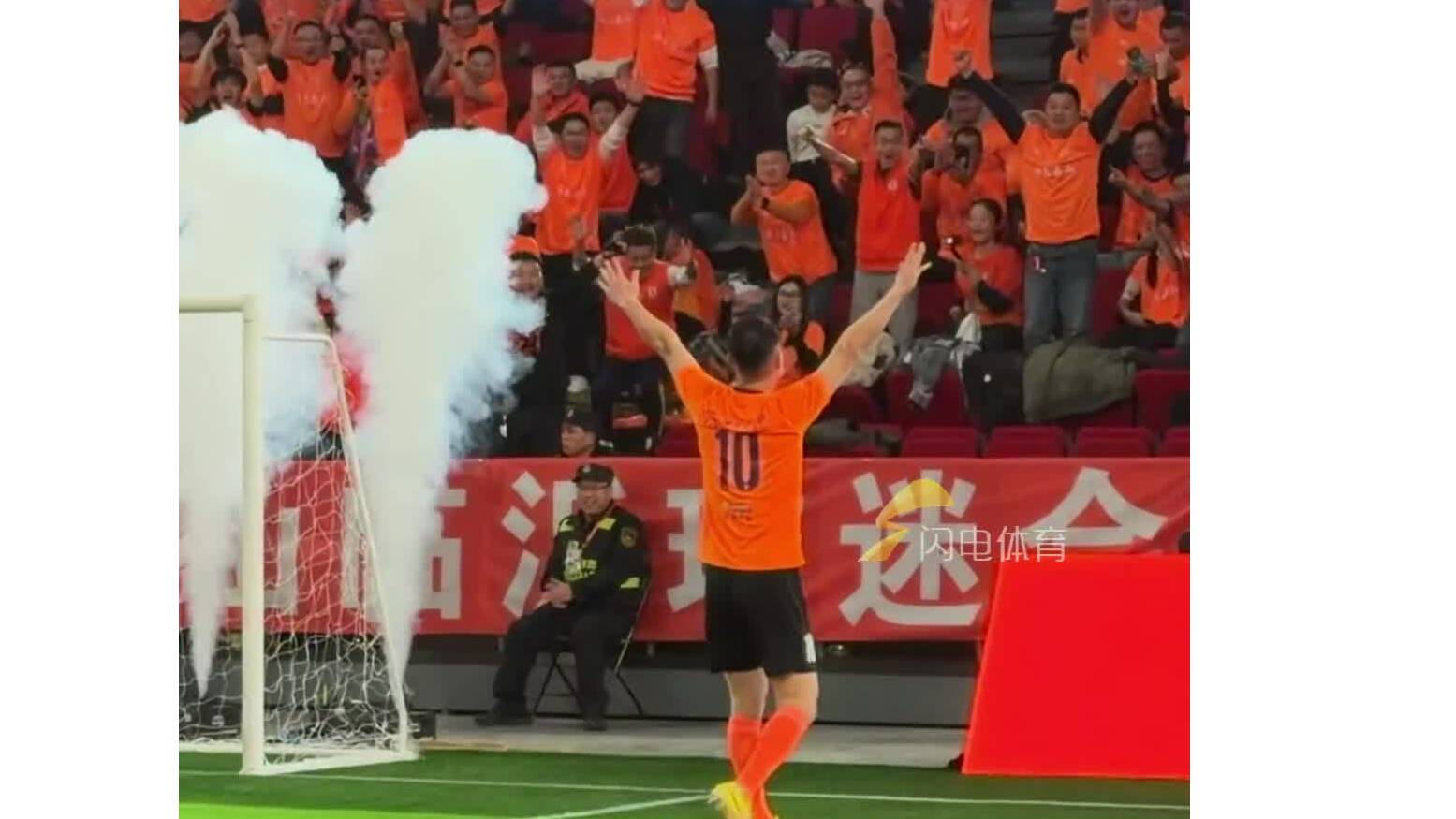 2025全明星足球賽舉行，泰山隊老友相聚引回憶殺