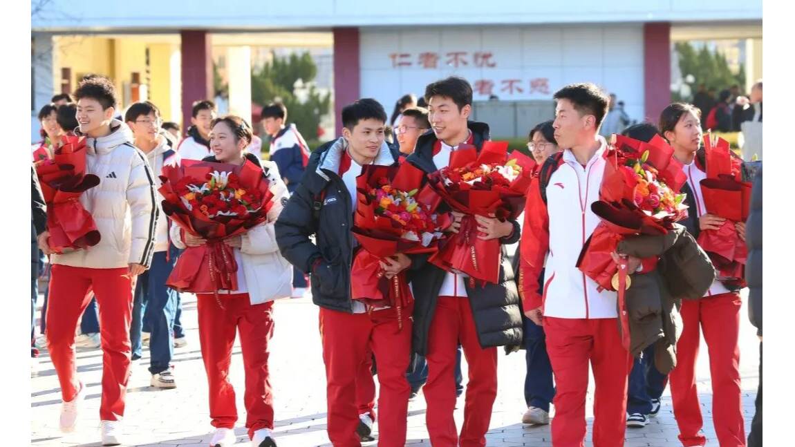 全運冠軍走進昌樂二中 體教融合點燃青春夢想