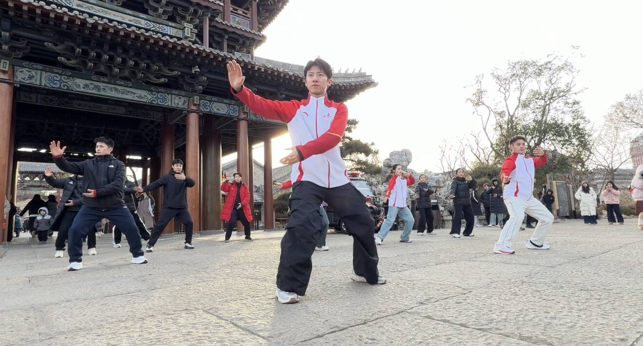 “冠軍公益行”走進明水古城 太極風采綻放濟南古韻