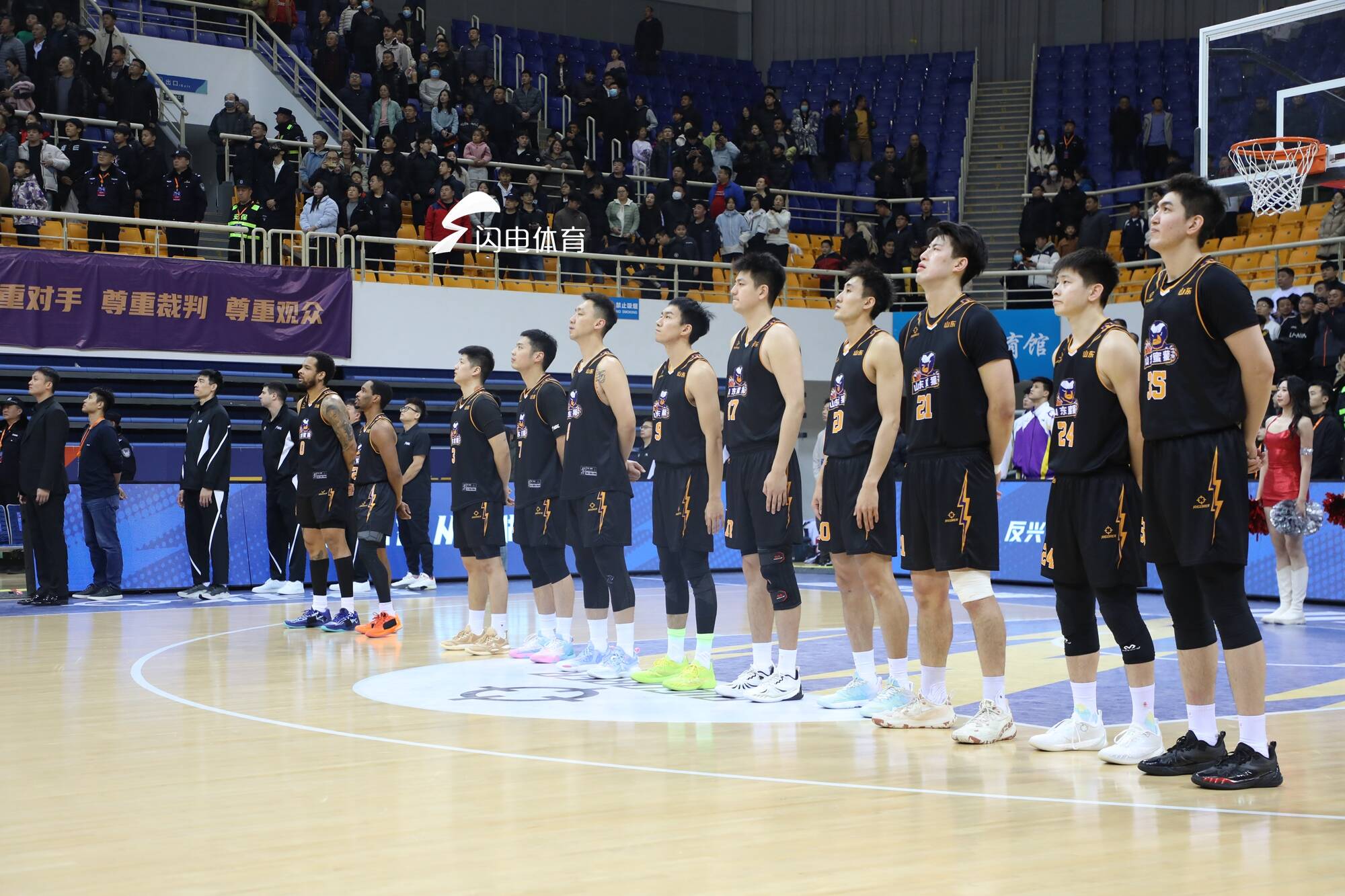 NBL常規賽:布蘭頓19分 山東蜜獾84-83險勝長沙勇勝