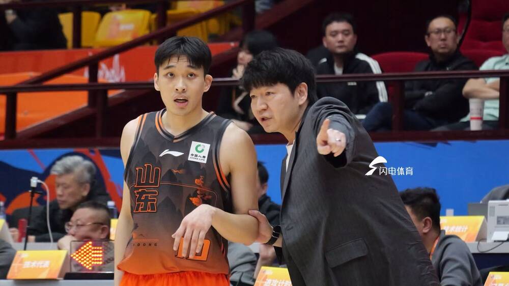 山东高速男篮进攻“哑火” 邱彪：惨败给宁波队很丢人