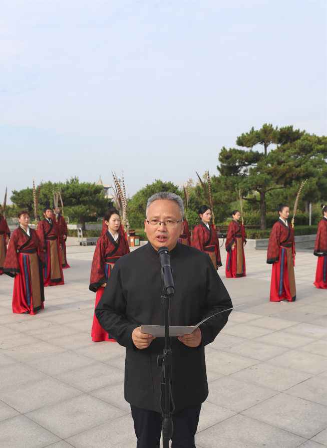 孔子博物馆馆长图片