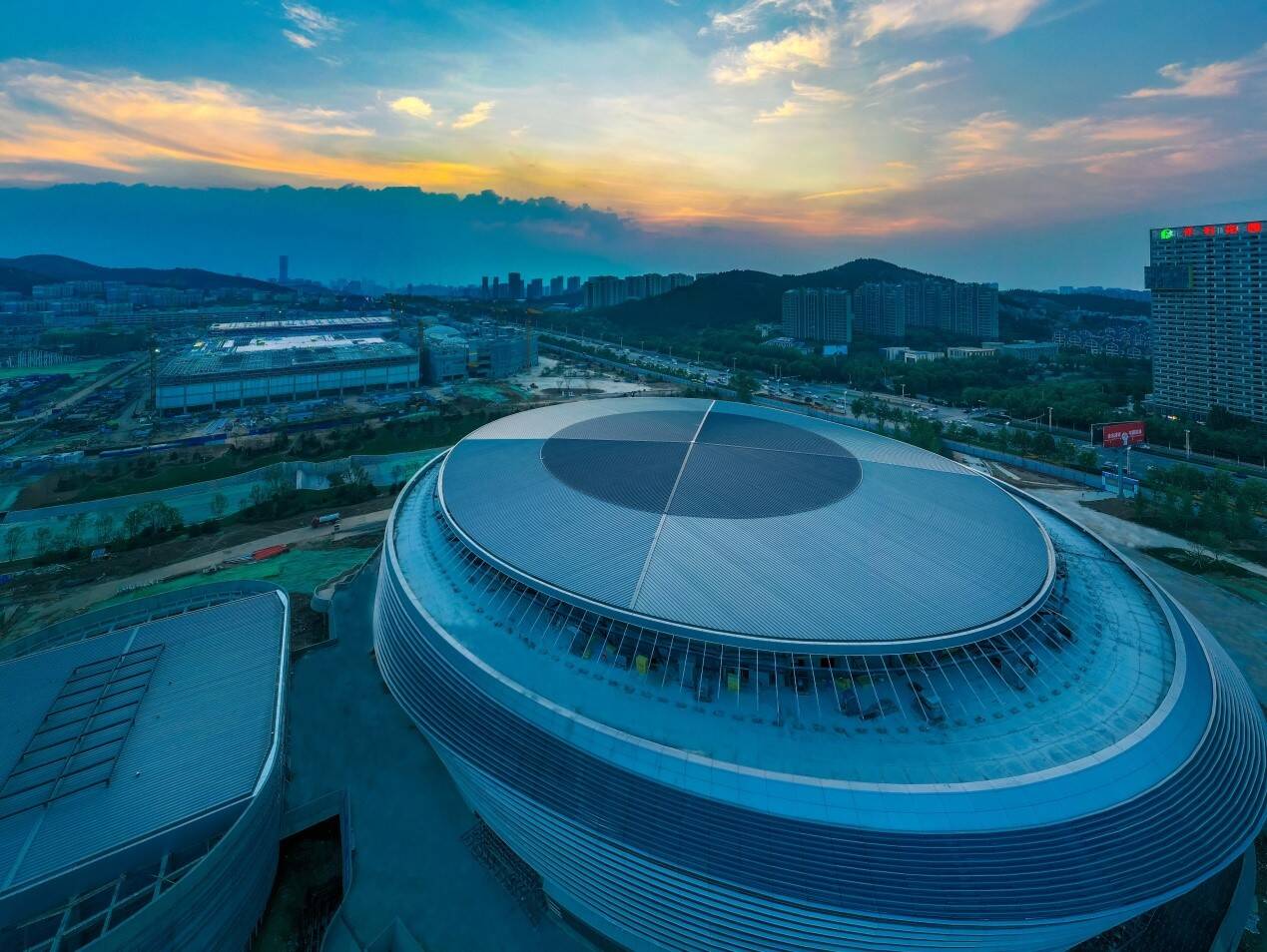 济南融创文旅城开业钢结构获全国最高奖