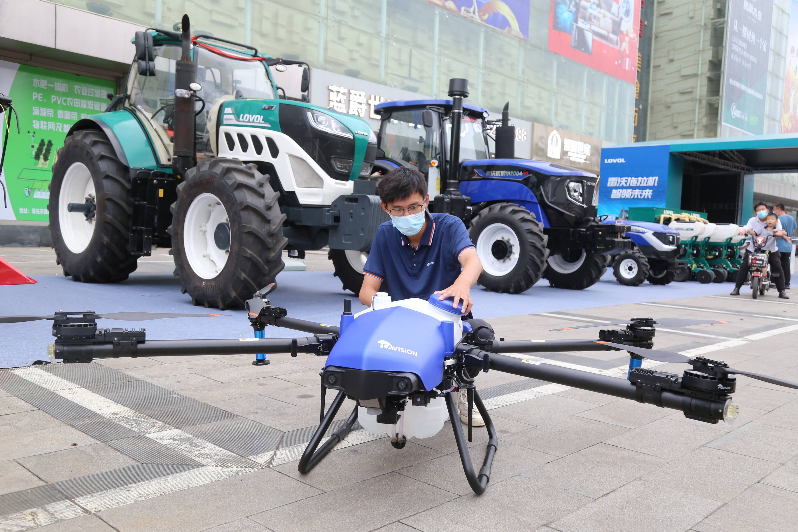 高端农业装备集中亮相2022山东寿光智慧农业装备博览会盛大开幕