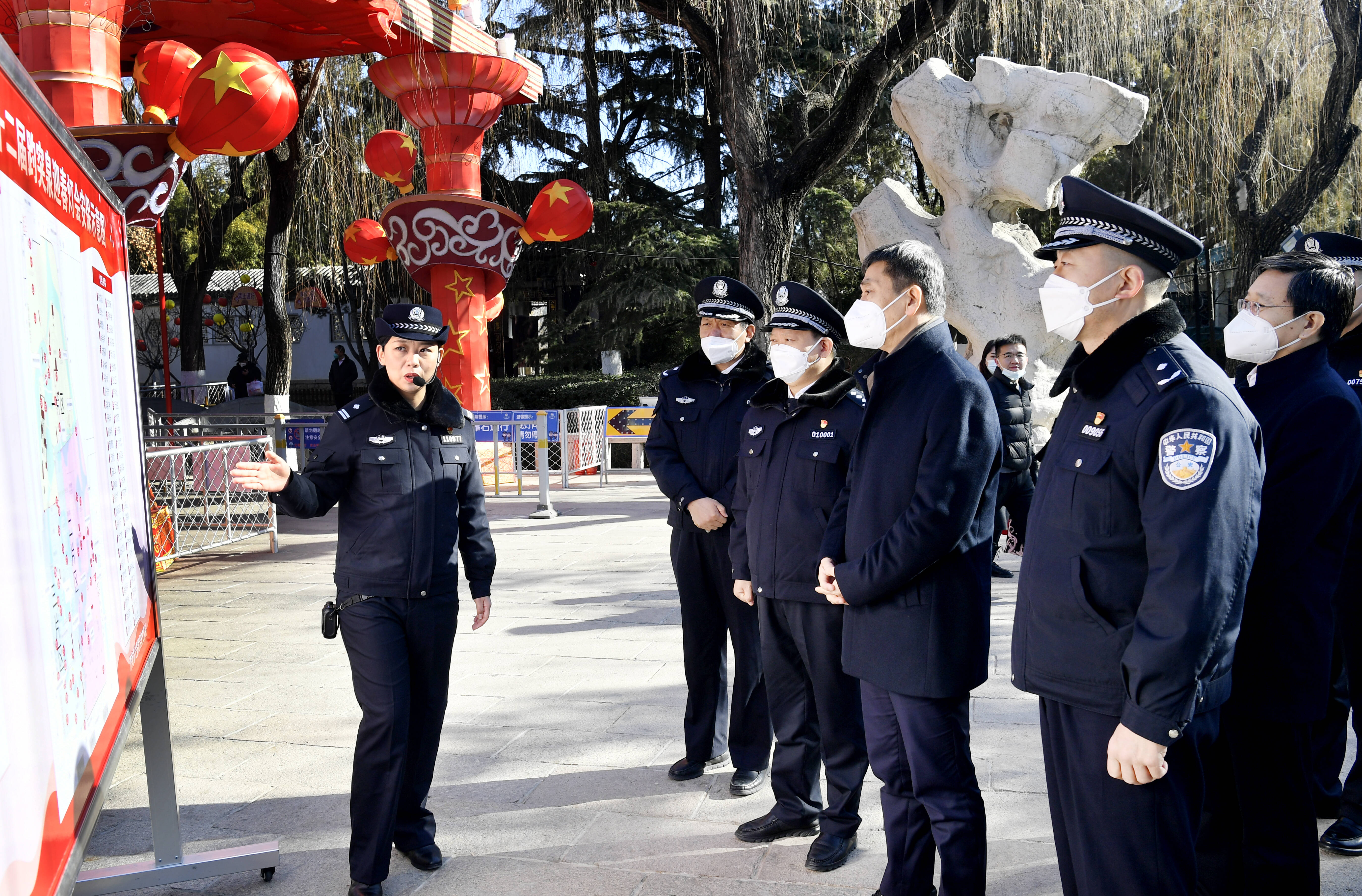 李伟到济南市调研指导春节安保工作走访慰问基层单位和退休困难民警