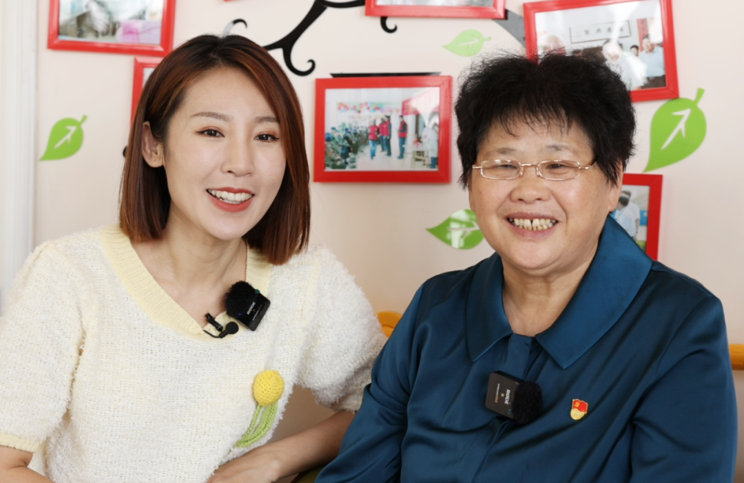 喜迎国庆致敬老兵崔璀携退伍女兵姚冬青袁茜走进沂南抗战老兵照护中心