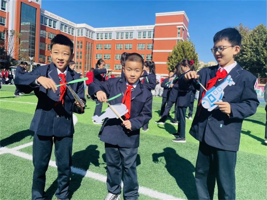 濟南市槐蔭區外海實驗學校五（1）中隊：五育并舉育新人 紅色傳承展風采