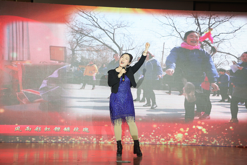 铿锵玫瑰2.JPG