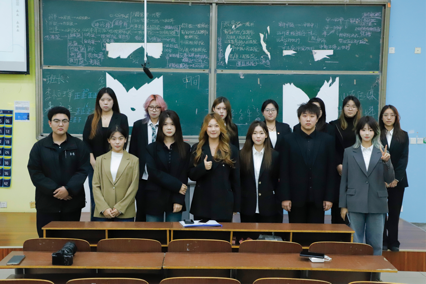 艺术设计系开展第十届融媒体纳新活动