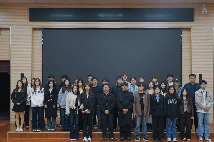 艺术设计系开展第十届学生会纳新活动