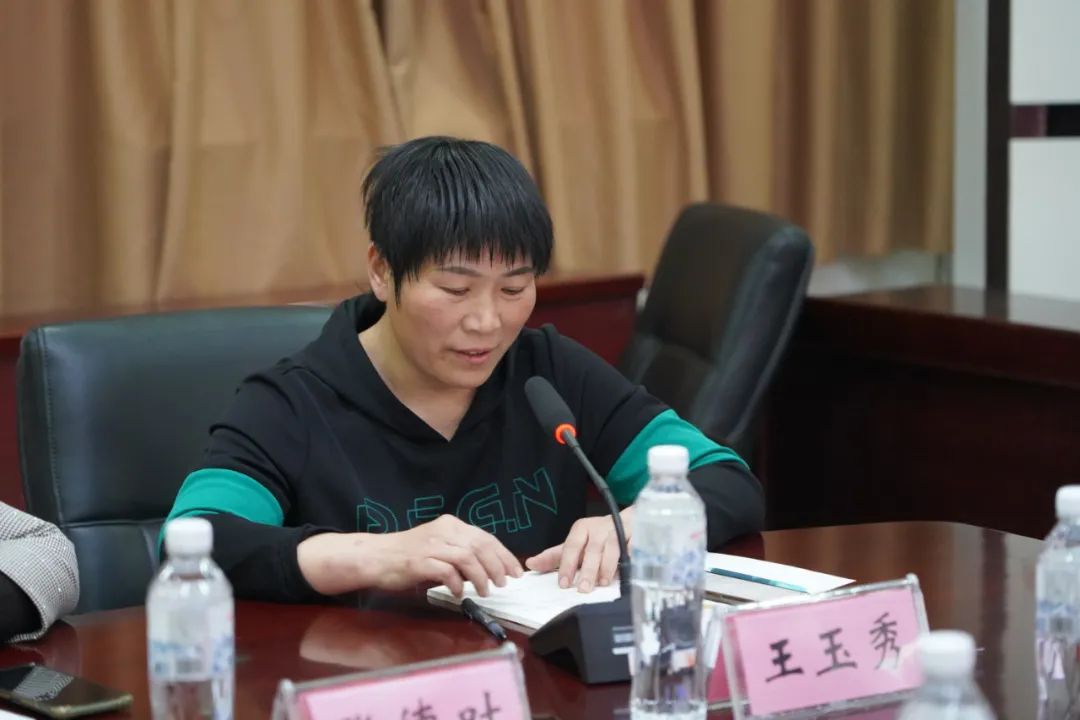 长山镇召开山东省未成年人保护条例立法调研座谈会