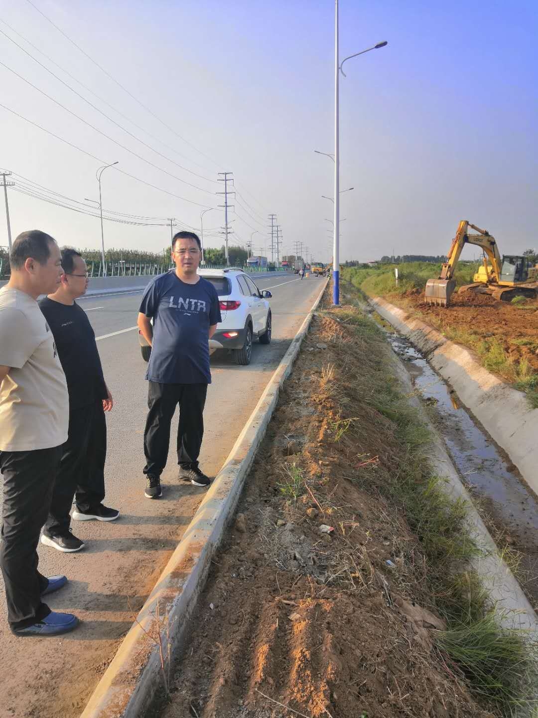 青岛西海岸新区为204国道"上妆"改善公众出行环境
