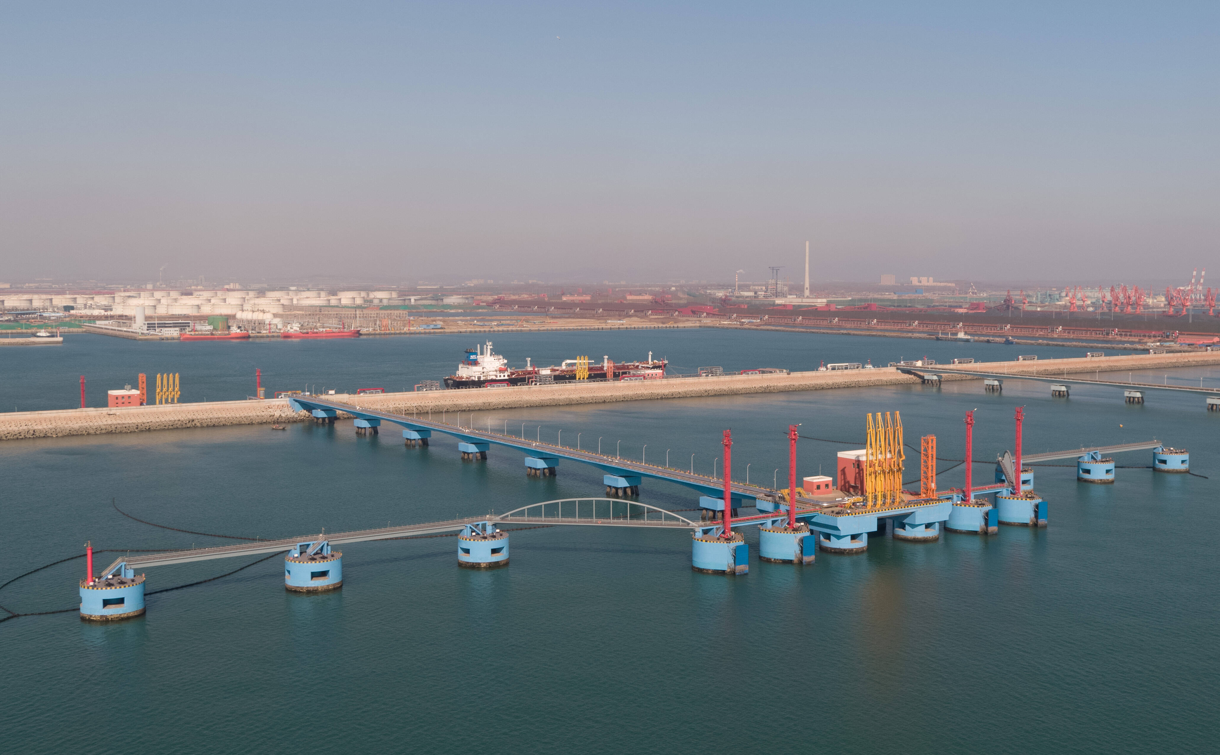 董家口再添2座大码头山东港口青岛港董家口原油码头二期液体化工码头