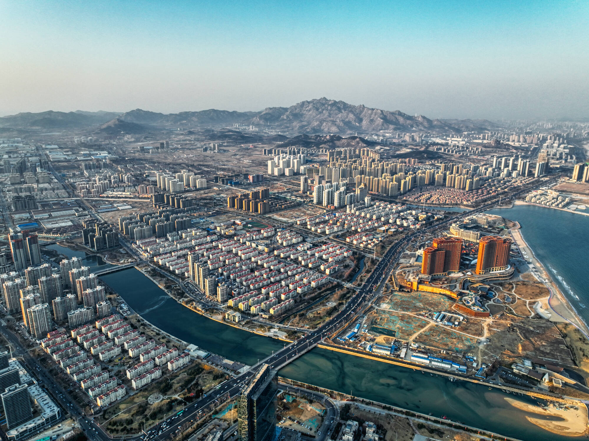 航拍西海岸｜城市阳台鸟瞰建设中的新区 青岛西海岸新闻网