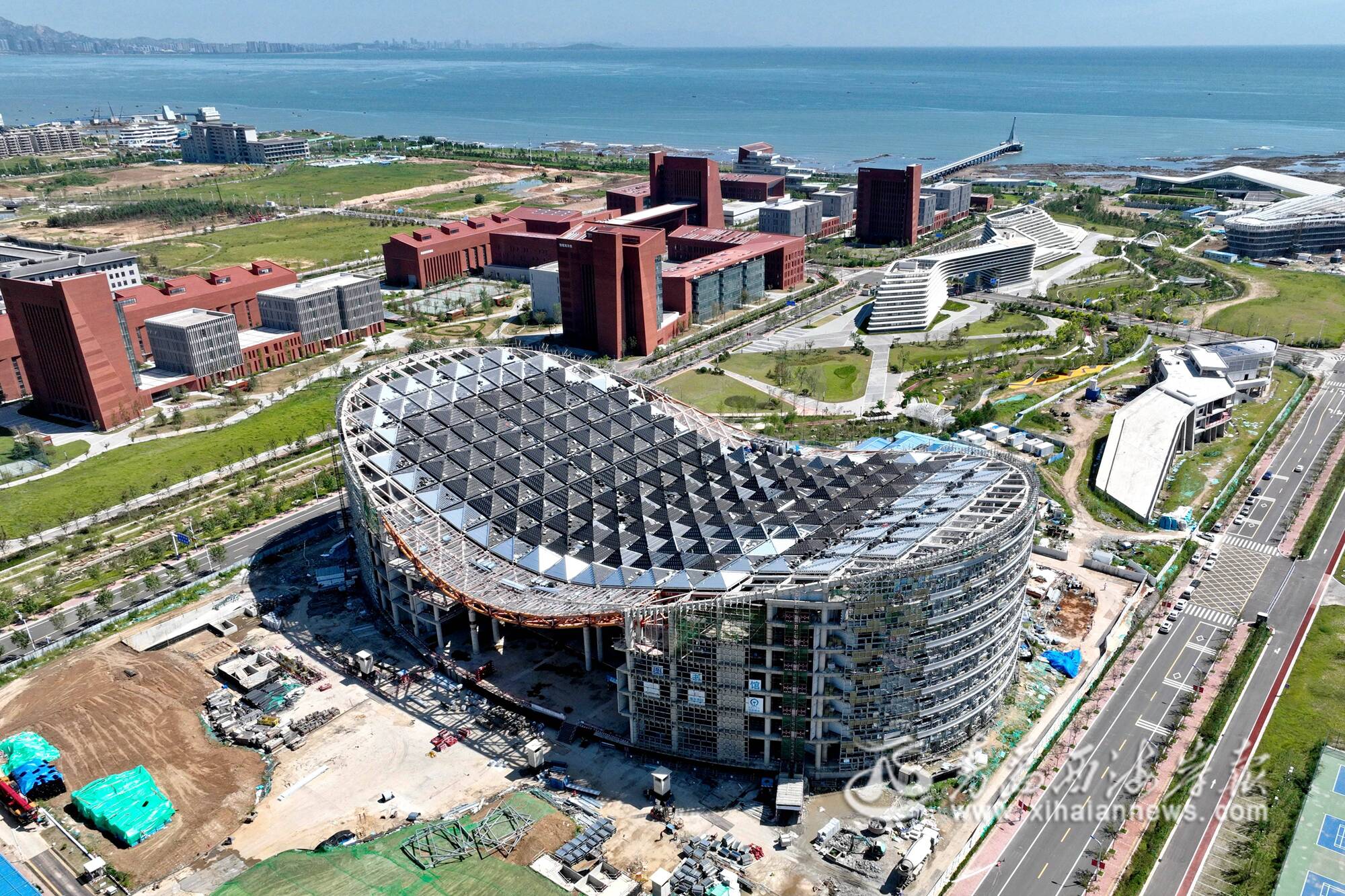 组图:西海岸这座超大图书馆呼之欲出-青岛西海岸新闻网