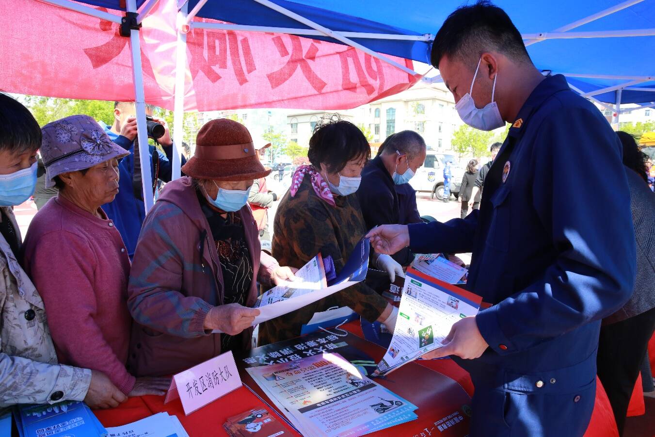 防災減災週期間,區綜合防災減災委員會辦公室將繼續赴大珠山,張家樓