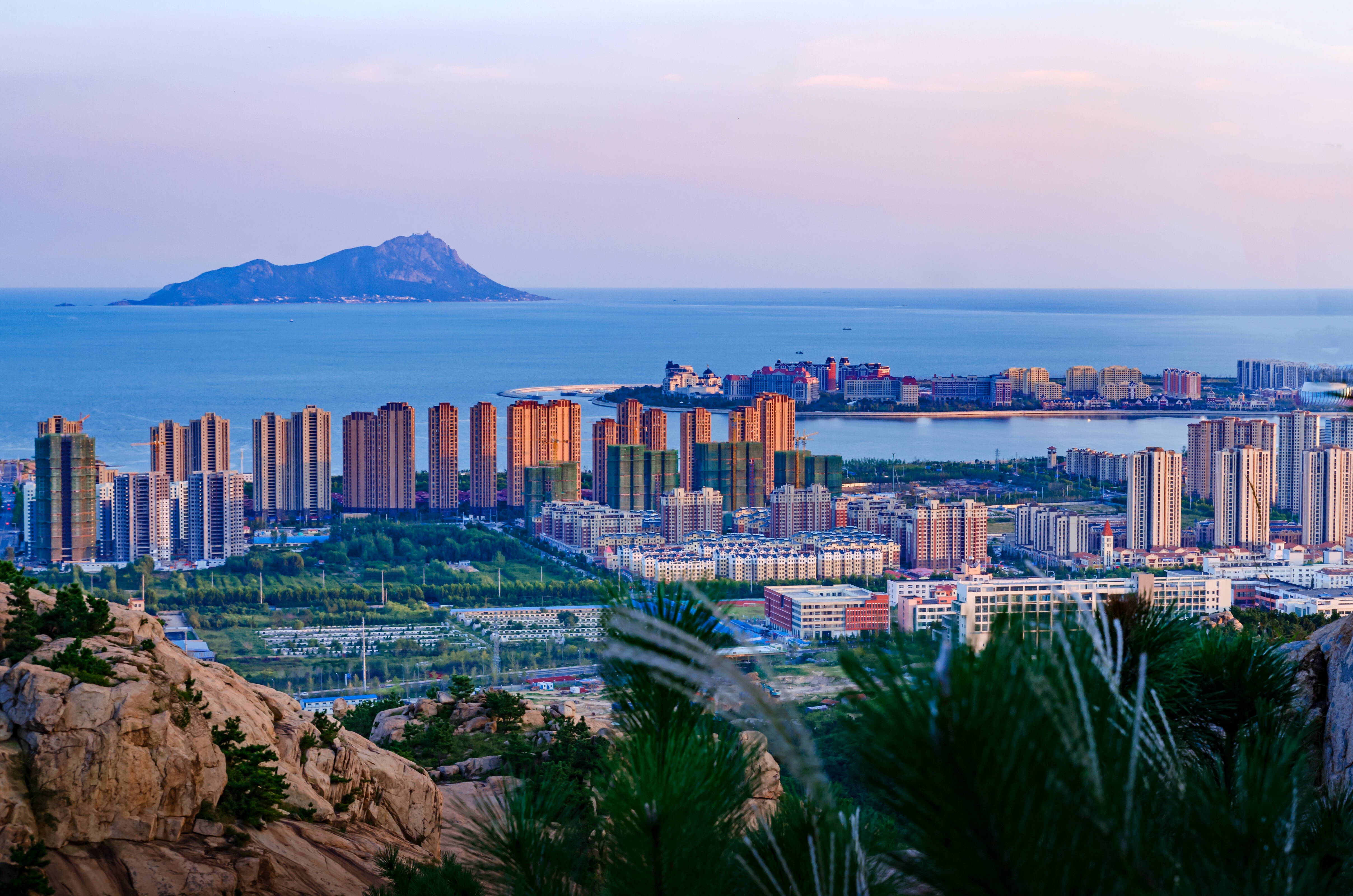 灵山卫街道大力推进城市更新打造城市扩能新引擎