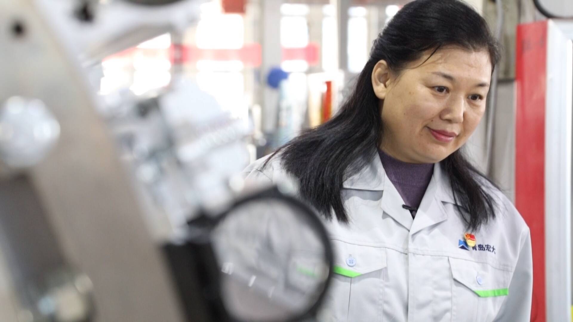 道德模范王丽霞热血纺织人躬耕三十年