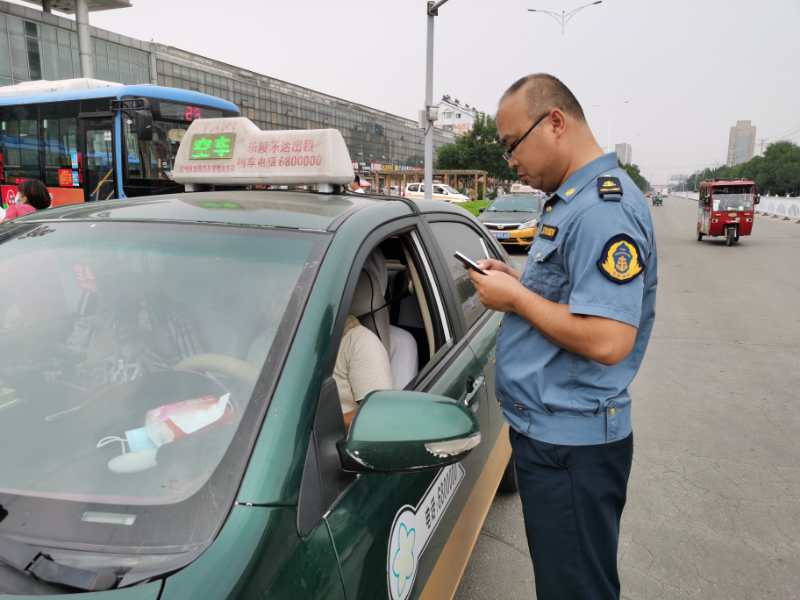 德州乐陵市交通运输局开展非法营运车辆及出租车车容车貌集中整治