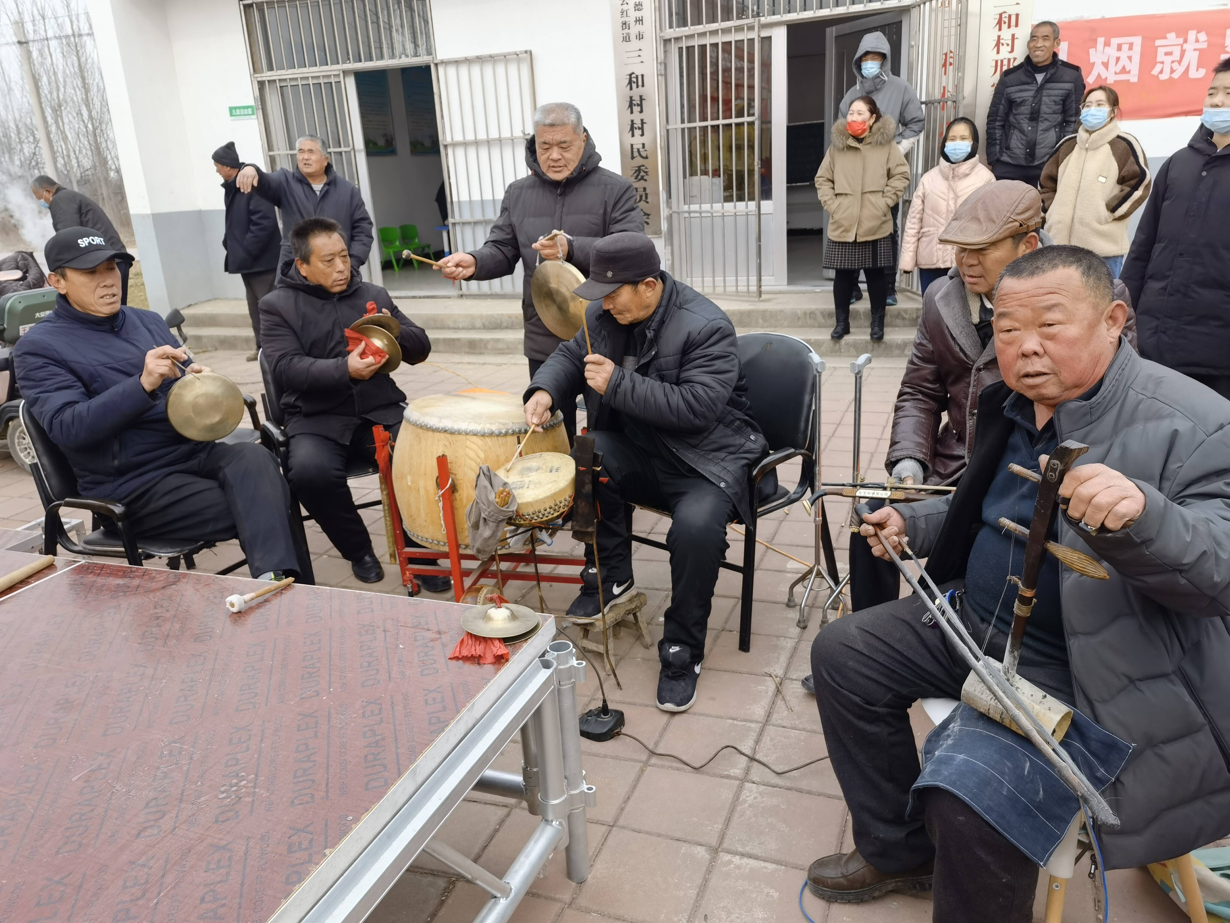 云红街道情暖留守润童心东路梆子闹元宵